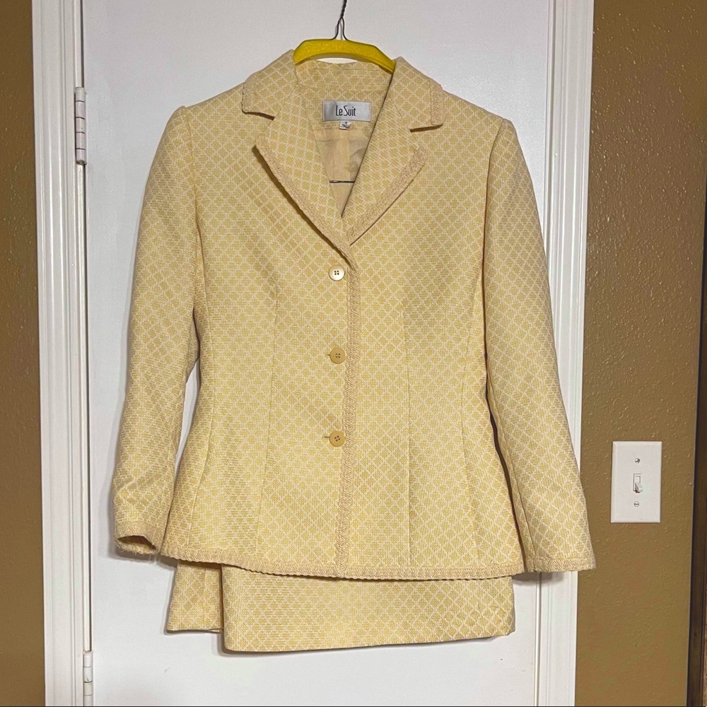 Le Suit skirt suit